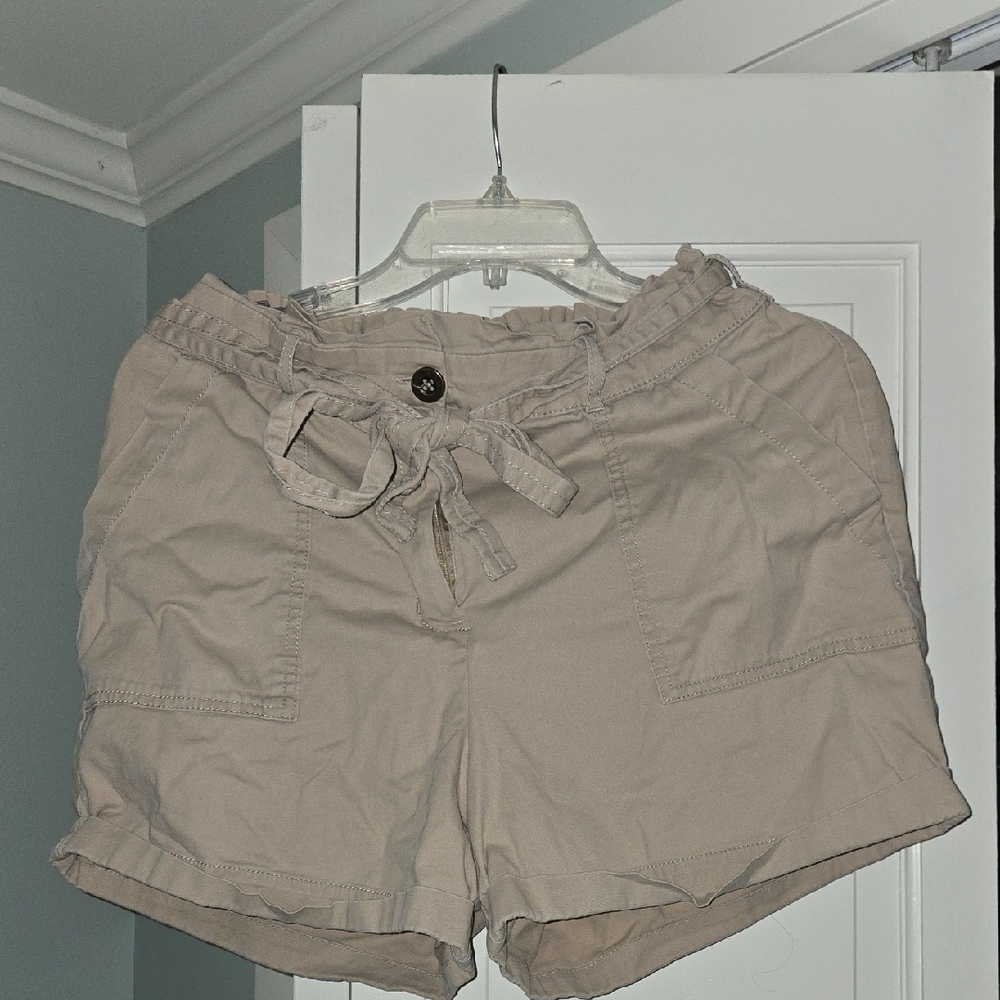 Tan Cargo Shorts with Elastic Waistband